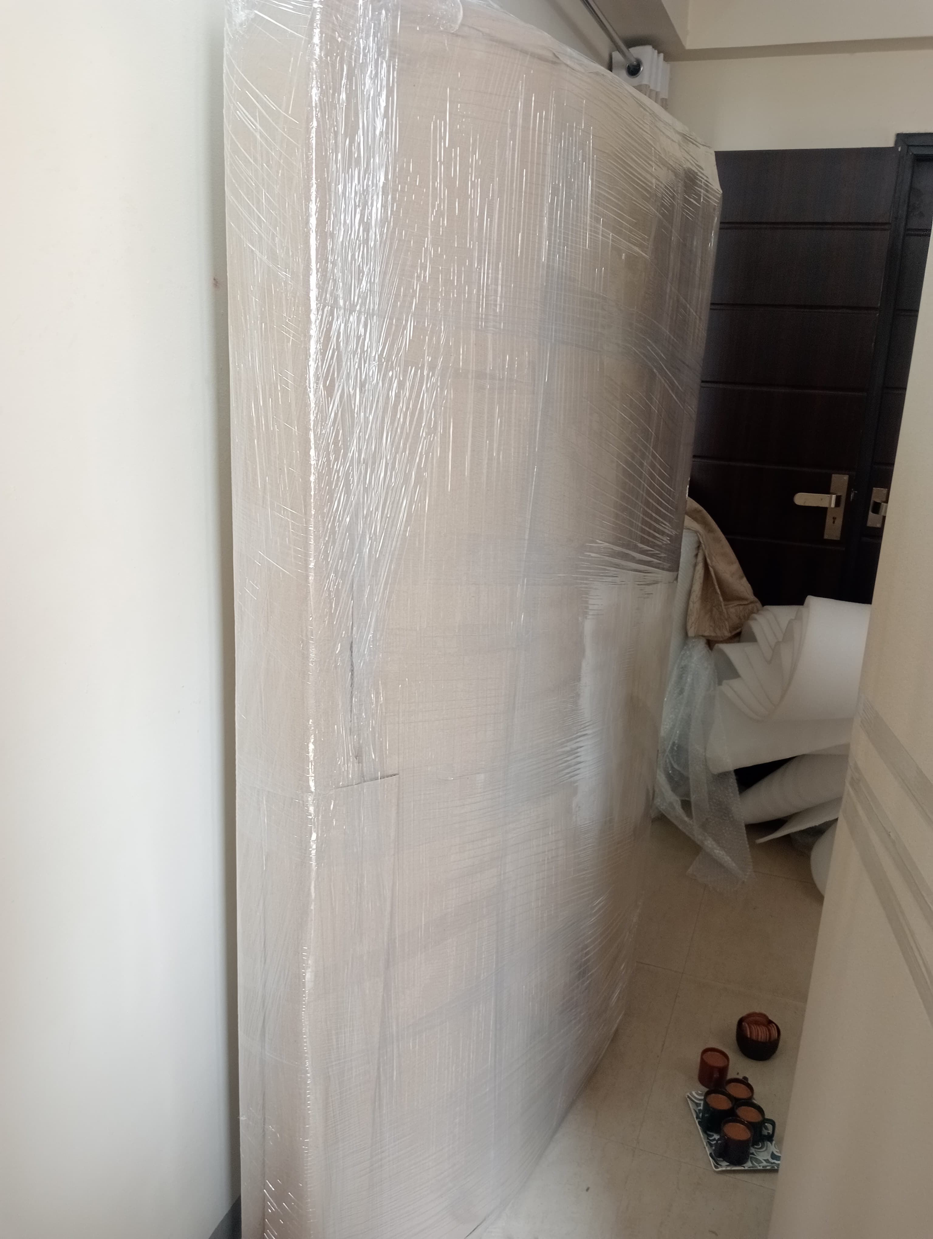 Packing delicate glass items with bubble wrap